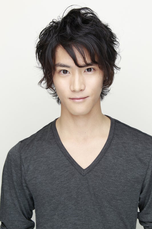『仮面ライダーウィザード』に出演中の白石隼也によるチャレンジ企画がスタート!!